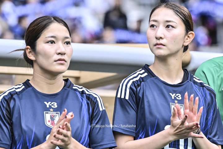 ｢ゆうゆず久しぶりぃ｣｢なかよし！｣浦和が生んだ“朋友コンビ”遠藤優＆塩越柚歩の再会ツーショットにファン歓喜！｢ゆうゆず見れたので年越せそうですw｣