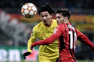 【チャンピオンズリーグ分析】日本代表・南野拓実リバプールで「2試合連続CLスタメン」も「ミラン先制シーン」で頭を抱えてうつむいた「痛恨プレー」【ACミラン対リバプール】(1)の画像