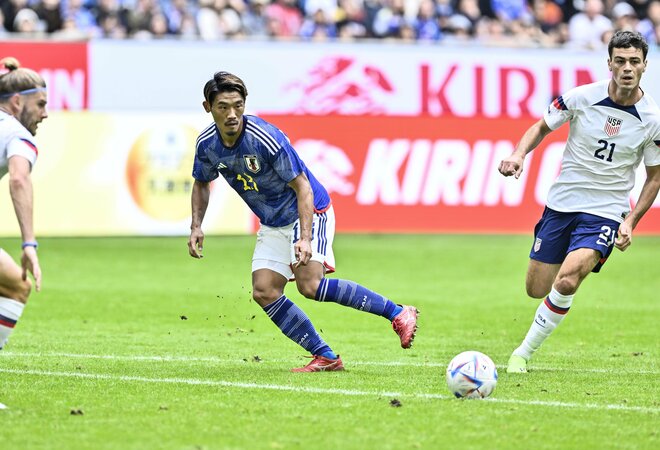 サッカー日本代表MF守田英正へ「2人くらいいるんじゃない」などと「称賛の声止まず」! スポルティング移籍でレベル上がった「守備能力」と「攻撃意識」【動画】の画像