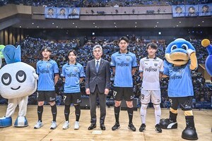 【長谷部茂利監督率いる25年の川崎。勇者が選びしシステムとメンバーとは(1)】4バックを継続も、戦い方は大きく変革。既存ポジションとは違った選手起用での可能性も探るの画像