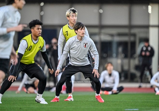 【試合アルバム】「サッカー日本代表練習」大勢のサポーターの前で公開練習！ サウジアラビア戦へ向けミニゲームなど実施「中地拓也 撮影写真」の画像013