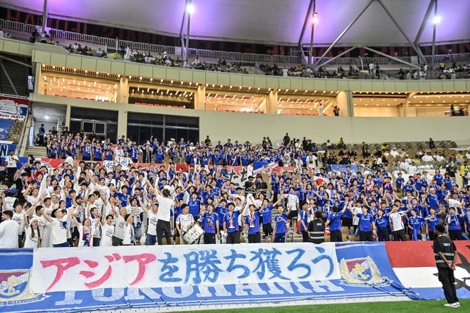 【サポーターアルバム】「横浜F・マリノス―アル・ナスル」サウジアラビア・ジェッダに約700人駆け付け、チームに声援送る！ 現地撮影66枚のサポーターPhotoの画像035