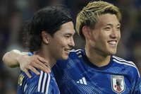 日本代表レジェンドの背番号を継承！堂安律のフランクフルト入団発表映像が話題！｢ユニめっちゃ似合ってる!!｣｢日本人いっぱい｣の声