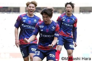 横浜FMを粉砕した｢超速カウンター｣と松橋力蔵監督の“理にかなった”戦術的決断【J1百年構想リーグEAST・優勝を争う鹿島とFC東京の共通点】(1)の画像