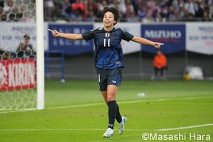 田中美南のプレスバック有効も｢減った｣相手ゴール前のプレー、前回1対4で敗れたコロンビアの思惑と籾木結花｢PK失敗｣直後の失点【新生なでしこジャパン｢国内初戦ドロー｣の意味】(2)の画像