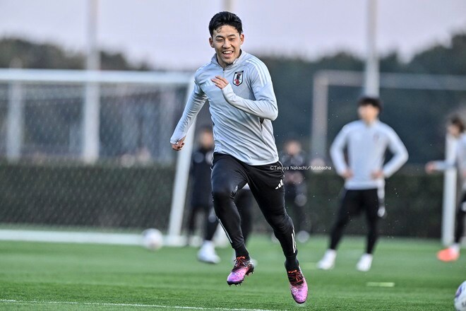 【試合アルバム】「サッカー日本代表練習」大勢のサポーターの前で公開練習！ サウジアラビア戦へ向けミニゲームなど実施「中地拓也 撮影写真」の画像011