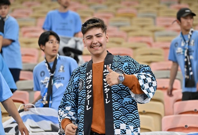 【サポーターアルバム(1)】3得点勝利でクラブ初アジア・ファイナリスト！ ACLE準決勝に駆け付けた川崎サポーターの現地撮影70枚！「川崎フロンターレ―アル・ナスル」の画像011