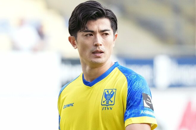 「美男美女レベルSSS」アジアも沸いた“最高峰イケメン”日本代表DFが結婚発表!お相手は元「セーラー戦士」グラマー美女の画像