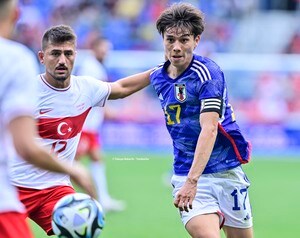 【欧州遠征を終えた田中碧の現在地(1)】「自分自身に課していきたい」トルコ戦で感じた、足りない部分。日本代表主将を務めるなど森保監督からの絶大なる信頼を受けながらの画像