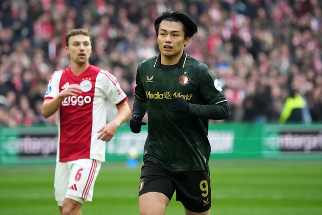 オランダ伝統の一戦『デ・クラシケル』に３人の日本人選手！｢板倉滉vs上田綺世&渡辺剛」が激しくぶつかり合った白熱の現地スタジアムに潜入【アヤックスvsフェイエノールト】PHOTOギャラリーの画像008