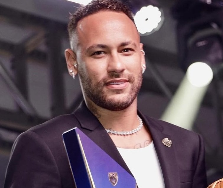 この写真すごすぎる｣ブラジル代表ネイマール、第二子妊娠中の元恋人超