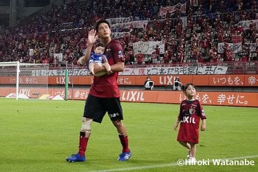 鹿島アントラーズ　ユニフォーム　内田篤人選手　　　　背番号2 2019年 受注生産鹿島アントラーズ ユニフォーム 2018 黒ユニ 内田篤人 M 2025