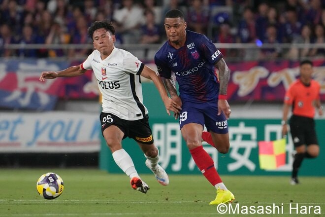 元浦和ロンゲ助っ人が｢イメチェン先発」、元千葉ヒーローが｢ワントップ起用｣、試合後のブラボー長友｢ガッツポーズ｣とスコルジャ監督の｢言葉｣【FC東京vs浦和レッズ】激闘PHOTOギャラリーの画像004