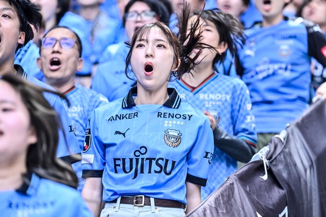 【サポーターアルバム】ACLE準優勝後初の国内試合に駆け付けた川崎フロンターレのサポーター写真80枚！ 国立を青く染め上げる「鹿島アントラーズー川崎フロンターレ」の画像021