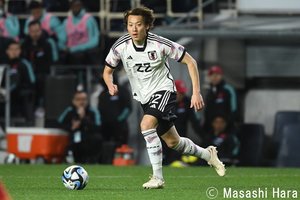 ｢和製ファンデフェン｣ル・アーヴル瀬古歩夢がCBスタメンで売り出し中“怪物”ストライカーを完全ストップ！ リーグ・アン公式も絶賛の｢スーパーディフェンス｣が話題の画像