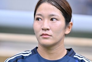 「いいチームだね」なでしこジャパン合宿最終日の遠藤優の27歳“サプライズ誕生日”に反響！「ゆずがケーキ持ってくるってとこがまた素晴らしい」「泣ける」の声の画像