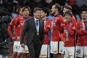 「川崎フロンターレと横浜F・マリノスを追うのは浦和レッズかヴィッセル神戸」「長谷川健太監督は『引き継ぎ２度目』というプラスがある」【Jリーグ、年末年始の大激論2021/2022年】(7)の画像