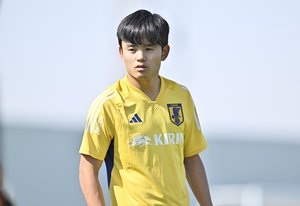 「ドリブルで仕掛けるより…」サッカー日本代表・久保建英がW杯第2戦・コスタリカ戦に向けて上げた「キーポイント」。「最初の15分、20分は前から来る」からこそ必要となる動きの画像