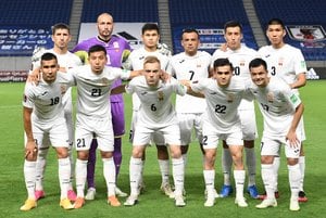 後藤健生の「蹴球放浪記」連載第63回「キルギスのイシククル湖を見に行く」の巻(2)日本とは違う「湖畔」の画像