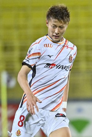 【超テクJ動画】柿谷曜一朗が名古屋初ゴール！「高速右クロスを華麗ワンタッチ」の画像