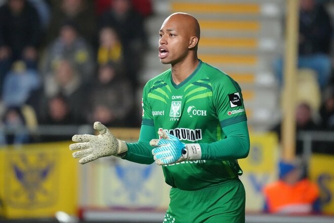 キャプテン谷口彰悟ら｢日本人5人｣が先発！ベルギーリーグ｢5連勝｣で2位浮上！後藤啓介が抱きついた｢相手｣！シントトロイデン｢熱狂のスタジアム｣潜入【シントトロイデンvsクラブ・ブルージュ】PHOTOギャラリーの画像015