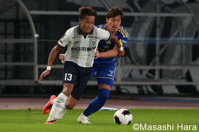 中2日で町田が驚異の3発快勝！ 古巣相手に“初ゴール”のMFが躍動＆先制のテテ・イェンギが歓喜！ 攻撃をけん引した相馬勇紀のお茶目な一面 【FC町田ゼルビアvsアビスパ福岡】激闘PHOTOギャラリーの画像005