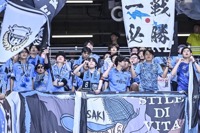 【サポーターアルバム】ACLE準優勝後初の国内試合に駆け付けた川崎フロンターレのサポーター写真80枚！ 国立を青く染め上げる「鹿島アントラーズー川崎フロンターレ」の画像024
