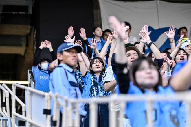 【サポーターアルバム】800km離れた広島に駆けつけ勝利をもたらした川崎フロンターレのサポーター写真71枚！「サンフレッチェ広島ー川崎フロンターレ」の画像038