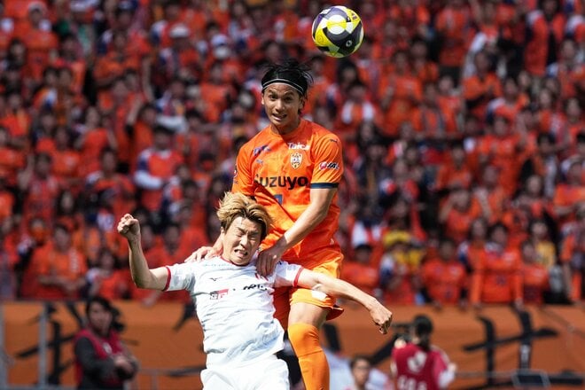 2連敗の｢19位｣名古屋と3連勝の｢5位｣清水が大舞台で激突、元サッカー日本代表が火花を散らした｢東海ダービー｣の意外な勝者と期待の新星【清水エスパルスvs名古屋グランパス】PHOTOギャラリー激闘25連写の画像006