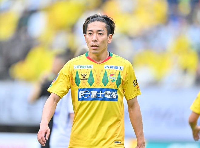 【試合アルバム】ジェフユナイテッド千葉のベガルタ仙台戦でのプレー写真49枚！「ジェフユナイテッド千葉ーベガルタ仙台」の画像030