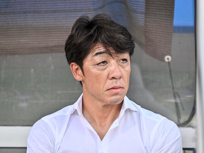 J2首位攻防戦は痛み分けで横浜FCが首位陥落 長崎の2倍のシュートを放つもゴールネットを揺らせず……両チームが揉みあいとなって長崎コーチが退場にの画像001