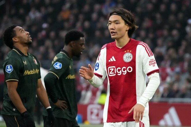 オランダ伝統の一戦『デ・クラシケル』に３人の日本人選手！｢板倉滉vs上田綺世&渡辺剛」が激しくぶつかり合った白熱の現地スタジアムに潜入【アヤックスvsフェイエノールト】PHOTOギャラリーの画像024