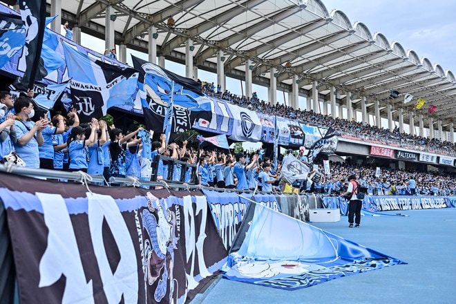 【サポーターアルバム】等々力連勝をアシストした「川崎フロンターレの試合前のサポーター写真83枚」！ 2万2070人が駆け付け圧巻の応援見せた「川崎フロンターレーセレッソ大阪」の画像053