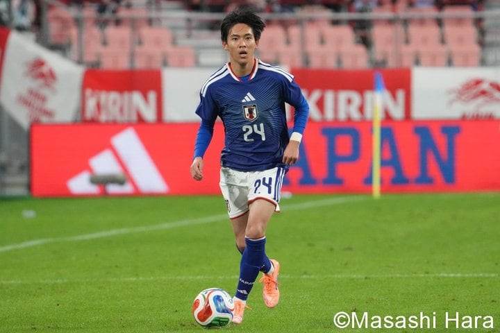 ｢次のW杯で暴れて｣久保建英と交代で日本代表デビューのC大阪育ち22歳、2年目の欧州で圧巻の今季初ゴール！ GKノーチャンスの理不尽弾に｢冷静｣｢さすが颯太｣<br />