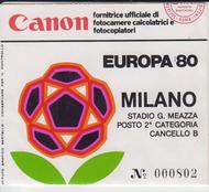 「メガネかけてる!?」「本人か分かりづらい」サッカー日本代表MF田中碧の"いつもと違う姿"にファン反応！デュッセルドルフ公式が投稿した「空港到着動画」が反響呼ぶの画像