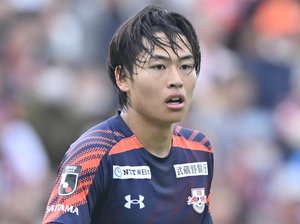 Jリーグ選手の海外流出が生んだ｢想定外の好循環｣、1歳年上の高井幸大と違う｢素晴らしさ｣を持つCB主将【サッカーU-20日本代表｢ワールドカップ快進撃｣の舞台裏】(2)の画像