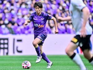 「ヤベェ欧州やん。広島が欧州やん」J1広島の今季初ゴール映像公開されるも、ファンの視線は「映りこむ新スタジアム」に集中！ ヨーロッパを彷彿とさせる最新環境が話題にの画像