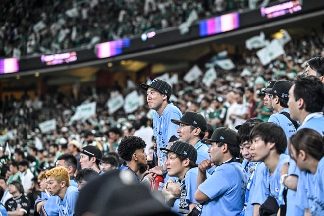 【サポーターアルバム】ACLE決勝に駆け付けた川崎サポーターは衝撃の700人！ 現地で声援を送ったサポーター写真81枚「アル・アハリー川崎フロンターレ(3)」の画像078