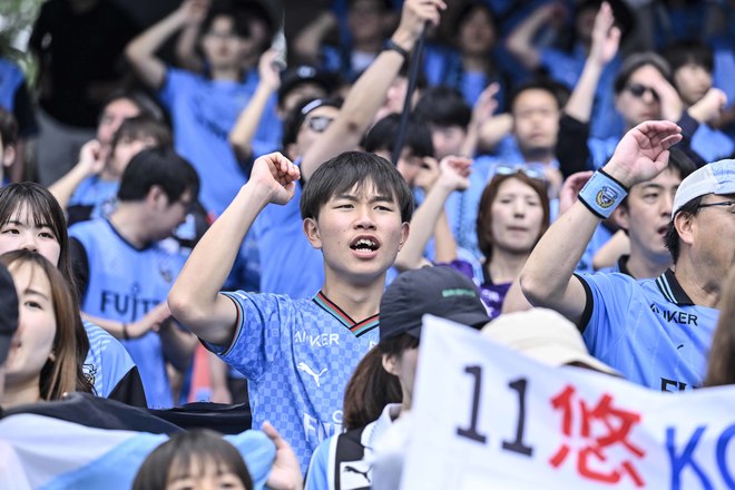 【サポーターアルバム(1)】ホーム4連戦の最終戦を戦った川崎フロンターレのサポーター写真99枚！ 2万1440人が駆け付け最高の雰囲気作る「川崎フロンターレーガンバ大阪(1)」の画像017