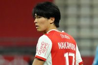 ｢オシャかっこいい｣日本代表MF中村敬斗のパリ私服ショットに反響、モデル級の装いに｢絵になるなぁ｣｢ブラウン最高｣｢暮らしが素敵｣｢美味しそう｣