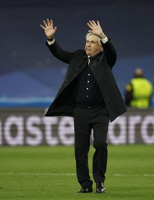 「あと1つ足りないと書いていた」アンチェロッティ監督がレアル・マドリードの選手たちに「ロッカールームで見せた映像」が話題に!「奇跡のCL決勝進出」の舞台裏とは?【画像】の画像