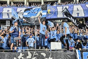 【サポーターアルバム】水曜開催の横浜FC戦に2万人が駆け付けた川崎フロンターレのサポーター写真47枚！ 勝利後の笑顔ショット「川崎フロンターレー横浜FC」の画像