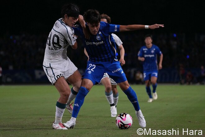 優勝を目指す町田と残留を目指す札幌の死闘は最後まで両者一歩も譲らず【明治安田J1リーグ 第31節 FC町田ゼルビアvs北海道コンサドーレ札幌 2024年9月21日 19:03キックオフ】PHOTOギャラリーの画像002