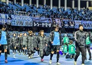 「そりゃキーパーも引っ張っちゃうね」J1川崎FWエリソンの「理不尽ゴール」に広がる驚きと戦慄!「マジで闘牛!」「破壊力マシマシ猛牛戦車」などの声の画像