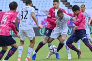 「サッカー批評のtoto予想」(第1239回)5月8・9日 カギは「好調横浜FMvs神戸」と「札幌vs徳島」の画像