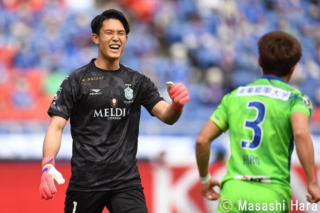【J1分析】“日本代表”の収穫!守護神・谷晃生の「凄み」を感じた瞬間 横浜FM対湘南の画像