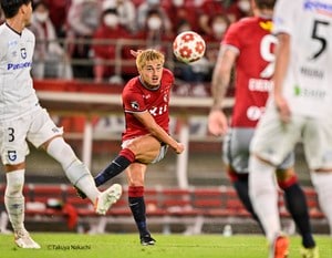 【鹿島アントラーズ】代表から外れたFW鈴木優磨「立ち位置を繰り返し変える柔軟さ」でG大阪から勝利をもぎ取る！の画像