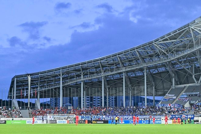 【サポーターアルバム】サッカー日本代表の韓国戦勝利を支えたサポーター写真95枚！ 韓国・龍仁に駆け付けた熱い声援ショット「日本代表ー韓国代表」の画像033