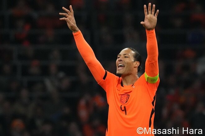 現地撮影！W杯初戦で激突する“オレンジ軍団”強敵オランダ代表の本当の能力は!? ノルウェー代表に2-1勝利もスタンドで繰り返されたウェーブが意味するものとは？【オランダ代表vsノルウェー代表】激闘PHOTOギャラリーの画像003