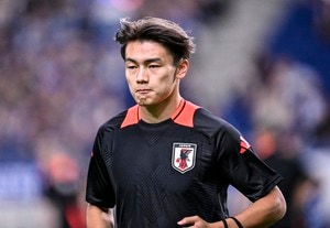 「オフサイド無くない？」「これってどこがオフなん」上田綺世が欧州CLで初ゴールを決めるも認められず、その理由にファン困惑……「ディレイにも程があるなｗ」の声の画像